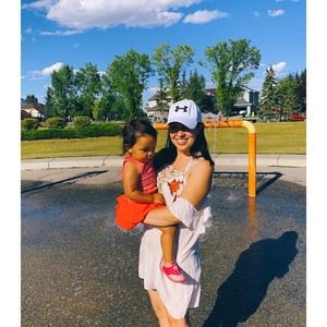 Meet your Posher, Lina